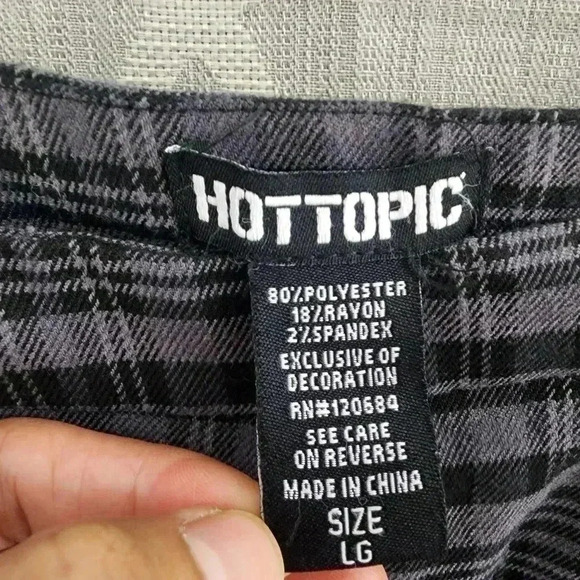Hot Topic Gray Plaid Gothic Mini Skirt Women's L - Picture 6 of 8
